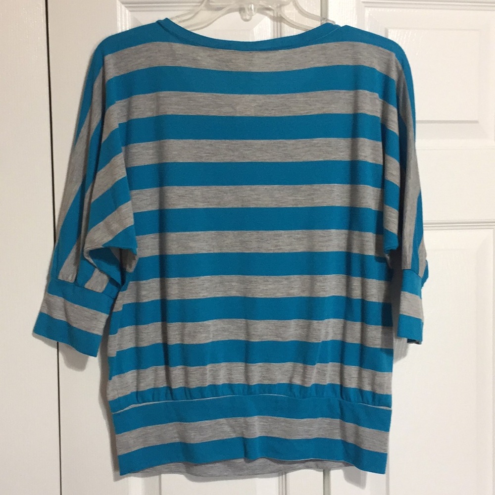SPOILED Top - Picture 2 of 2
